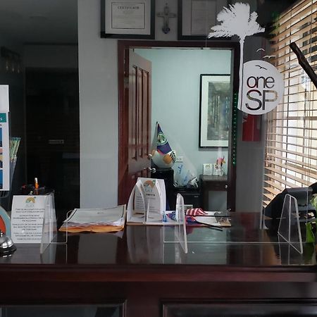 One South Place Hotel ベリーズシティ エクステリア 写真