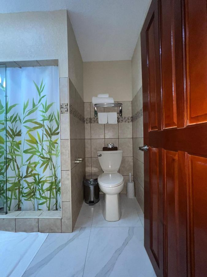 One South Place Hotel ベリーズシティ エクステリア 写真